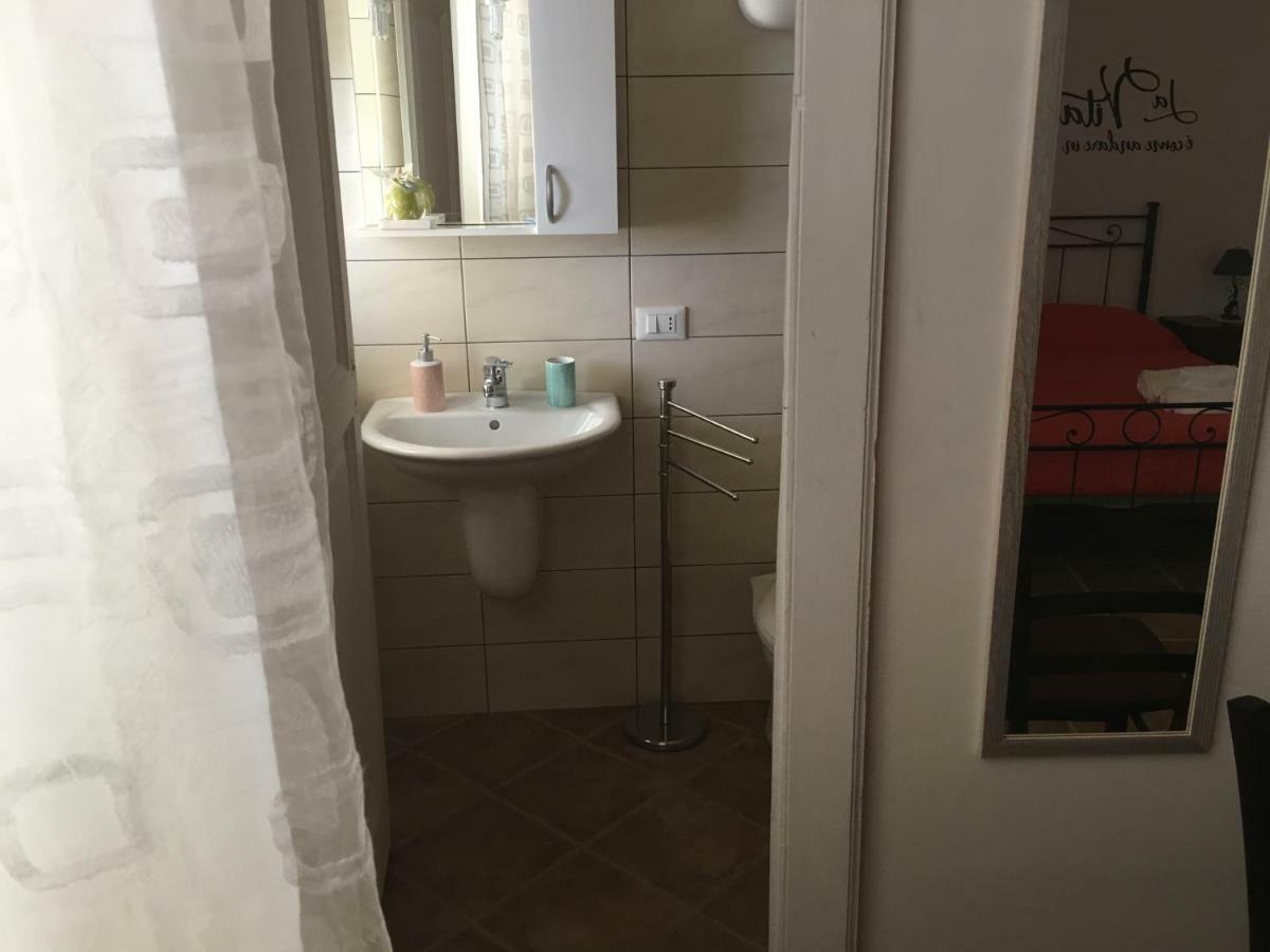 Gaeta Via Indipendenza Bed and Breakfast Exterior foto