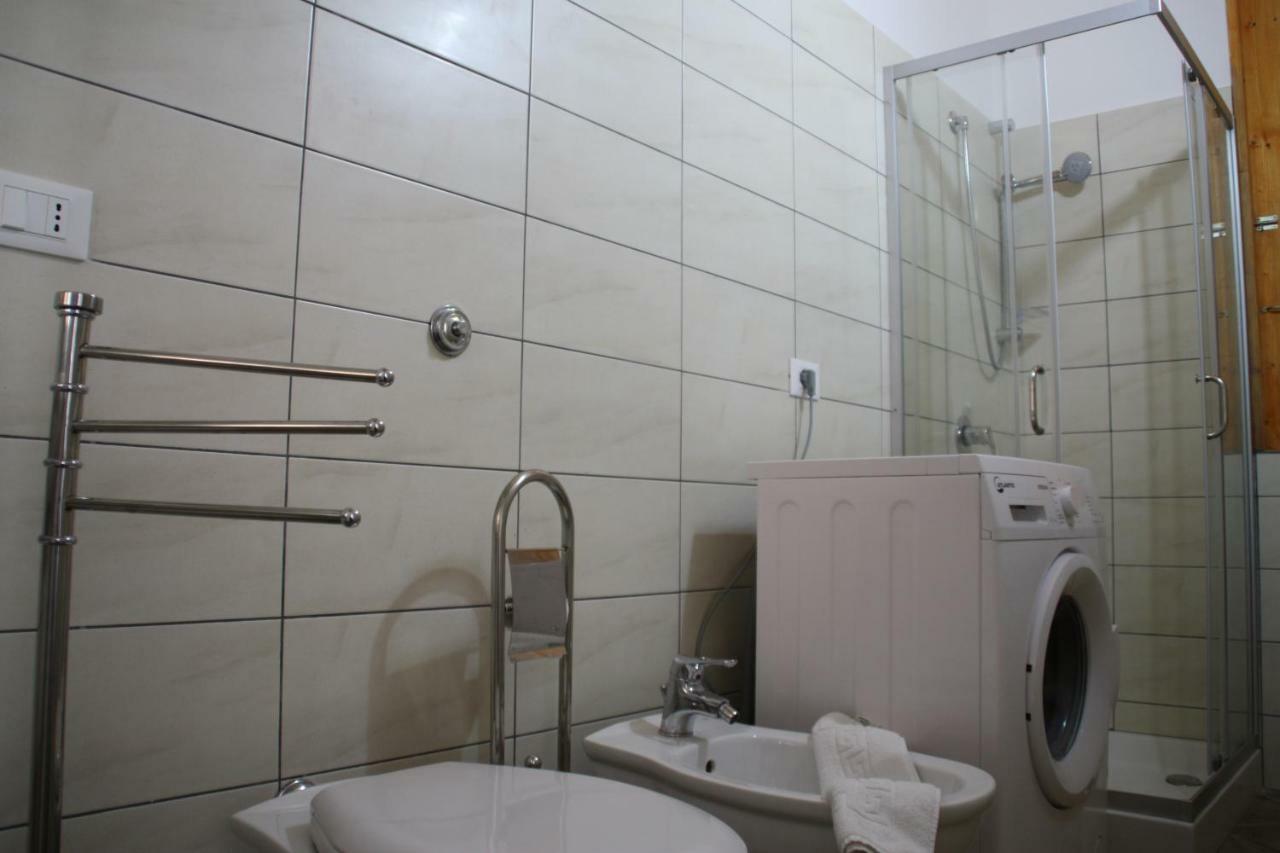 Gaeta Via Indipendenza Bed and Breakfast Exterior foto